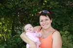 Dans le jardin avec maman