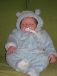 Je porte l'ensemble de nounours qui appartenait  ma cousine Zo.